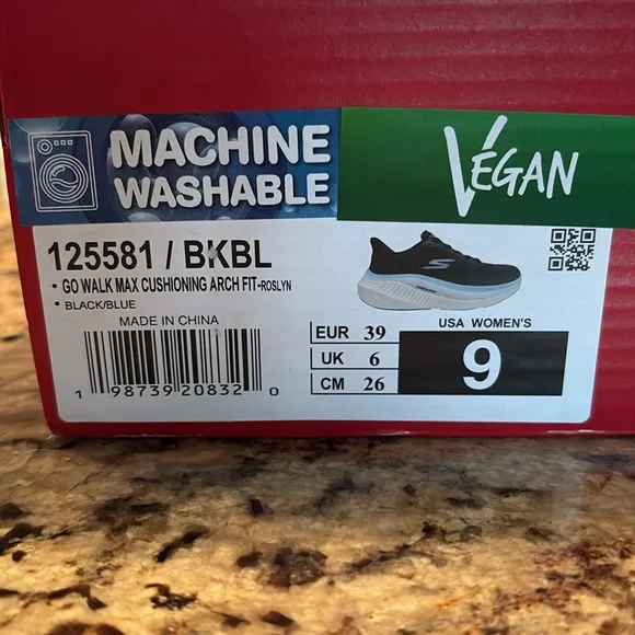 Skechers Women’s Black Walking Shoes - Picture 2 of 6